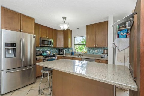 Villa ou maison à vendre à Saint Petersburg, Floride: 3 chambres, 113.71 m2 № 2147770 - photo 6