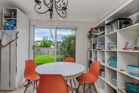 Villa ou maison à vendre à Saint Petersburg, Floride: 3 chambres, 113.71 m2 № 2147770 - photo 16
