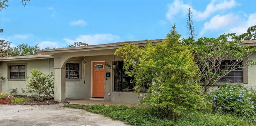 Villa ou maison à Saint Petersburg, Floride 3 chambres, 113.71 m2 № 2147770