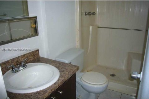 Villa ou maison à vendre à North Lauderdale, Floride: 3 chambres, 100.98 m2 № 2041988 - photo 4