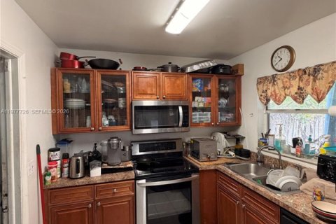 Villa ou maison à vendre à North Lauderdale, Floride: 3 chambres, 100.98 m2 № 2041988 - photo 8