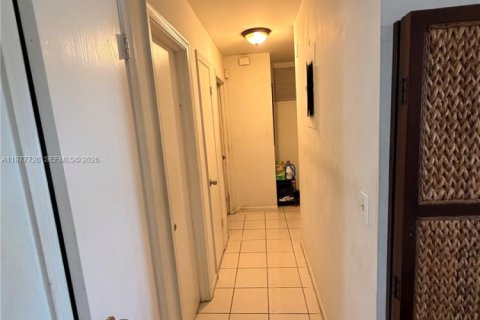 Villa ou maison à vendre à North Lauderdale, Floride: 3 chambres, 100.98 m2 № 2041988 - photo 9