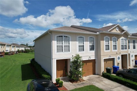 Townhouse in Lakeland, Florida 3 bedrooms, 164.99 sq.m. № 1837537 - photo 1