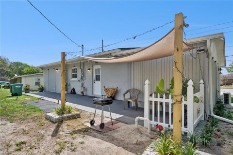 Villa ou maison à vendre à Deltona, Floride: 3 chambres, 113.06 m2 № 2151824 - photo 27