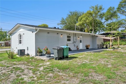 Villa ou maison à vendre à Deltona, Floride: 3 chambres, 113.06 m2 № 2151824 - photo 30