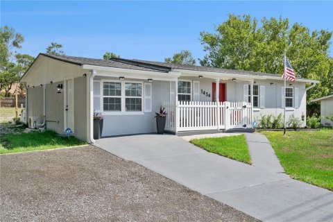 Villa ou maison à Deltona, Floride 3 chambres, 113.06 m2 № 2151824
