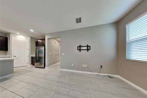 Villa ou maison à louer à Okahumpka, Floride: 3 chambres, 157.93 m2 № 1885791 - photo 5