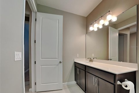 Villa ou maison à louer à Okahumpka, Floride: 3 chambres, 157.93 m2 № 1885791 - photo 8