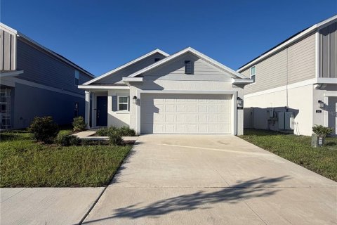 Villa ou maison à Haines City, Floride 3 chambres, 133.78 m2 № 2416503