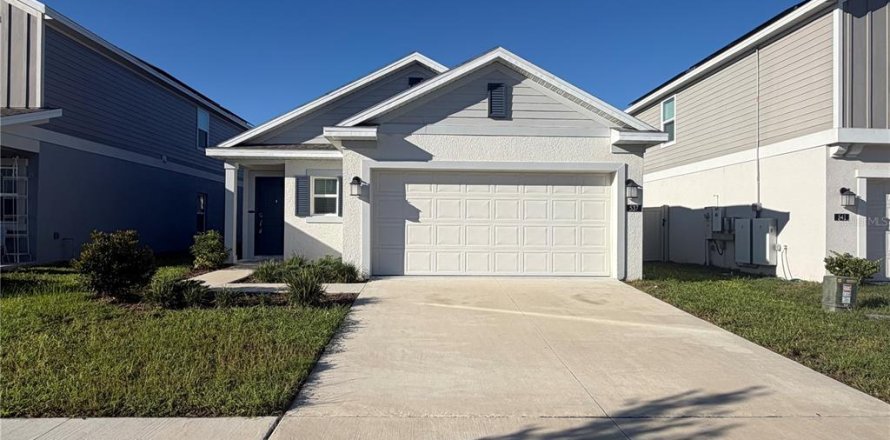 Villa ou maison à Haines City, Floride 3 chambres, 133.78 m2 № 2416503