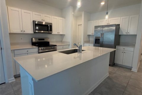 Villa ou maison à louer à Haines City, Floride: 3 chambres, 133.78 m2 № 2416503 - photo 2