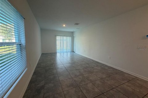 Villa ou maison à louer à Haines City, Floride: 3 chambres, 133.78 m2 № 2416503 - photo 6
