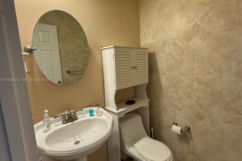 Condominio en venta en Delray Beach, Florida, 1 dormitorio, 66.89 m2 № 2031383 - foto 16