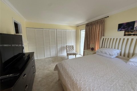 Condominio en venta en Delray Beach, Florida, 1 dormitorio, 66.89 m2 № 2031383 - foto 11