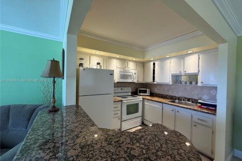 Condominio en venta en Delray Beach, Florida, 1 dormitorio, 66.89 m2 № 2031383 - foto 4