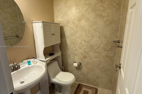 Condominio en venta en Delray Beach, Florida, 1 dormitorio, 66.89 m2 № 2031383 - foto 17