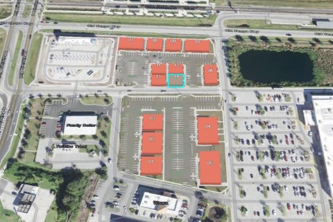 Commercial property in Kissimmee, Florida № 2217973