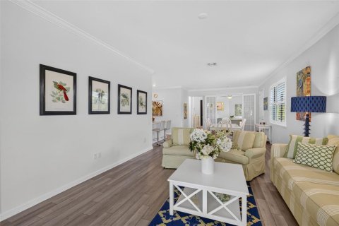 House in Sarasota, Florida 2 bedrooms, 143.81 sq.m. № 2147767 - photo 15