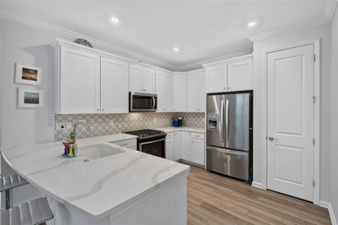 House in Sarasota, Florida 2 bedrooms, 143.81 sq.m. № 2147767 - photo 18