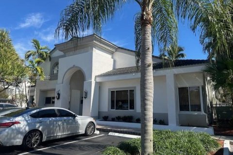 Condo in Tamarac, Florida, 1 bedroom  № 1868074 - photo 12