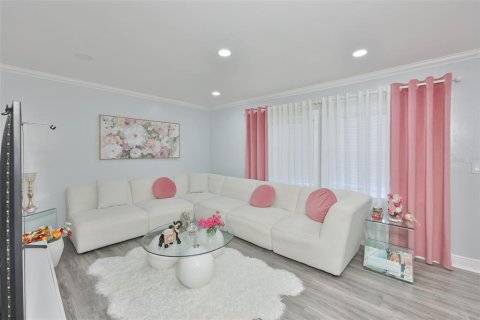 Купить таунхаус в Клируотер, Флорида 7 комнат, 117.06м2, № 2123166 - фото 12