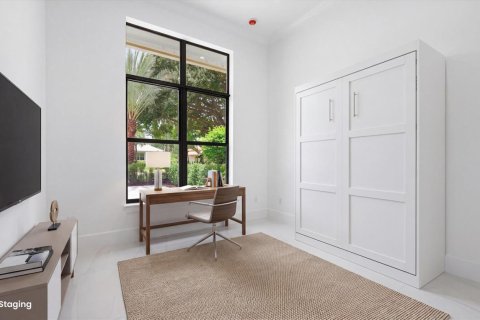 House in West Palm Beach, Florida 4 bedrooms, 331.01 sq.m. № 2191802 - photo 19