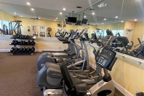 Copropriété à vendre à Tamarac, Floride: 1 chambre, 57.13 m2 № 1988618 - photo 25