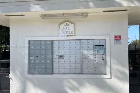 Copropriété à vendre à Tamarac, Floride: 1 chambre, 57.13 m2 № 1988618 - photo 22