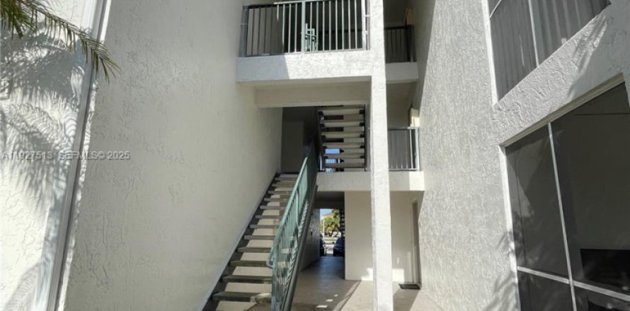 Condo à Tamarac, Floride, 1 chambre № 1988618