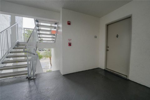 Copropriété à vendre à Tamarac, Floride: 1 chambre, 57.13 m2 № 1988618 - photo 21