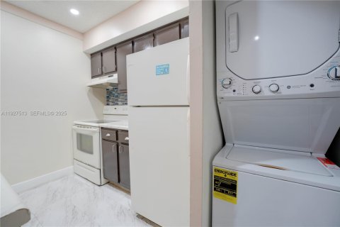 Copropriété à vendre à Tamarac, Floride: 1 chambre, 57.13 m2 № 1988618 - photo 14