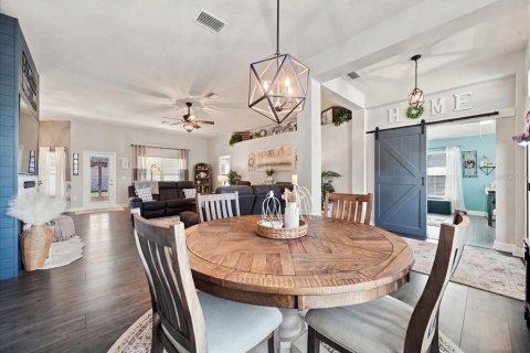Villa ou maison à vendre à Brooksville, Floride: 4 chambres, 212.75 m2 № 2419680 - photo 5