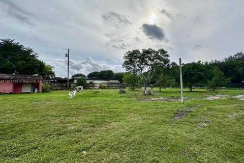 House in Homestead, Florida 2 bedrooms, 237.55 sq.m. № 1975420 - photo 10