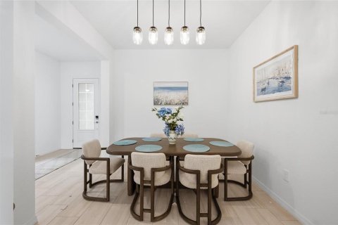 Casa en alquiler en Lakewood Ranch, Florida, 4 dormitorios, 208.57 m2 № 2197924 - foto 5