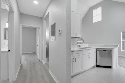 Condominio en alquiler en Orlando, Florida, 2 dormitorios, 124.86 m2 № 1918240 - foto 19