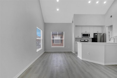 Copropriété à louer à Orlando, Floride: 2 chambres, 124.86 m2 № 1918240 - photo 6