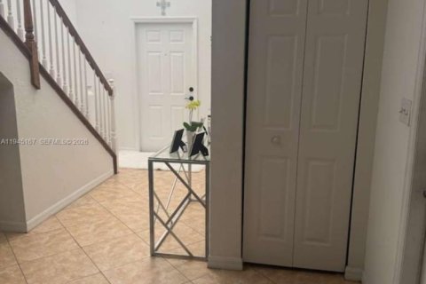 Touwnhouse à vendre à Palm Springs, Floride: 3 chambres, 143.35 m2 № 2002215 - photo 6