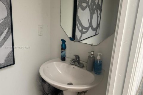 Touwnhouse à vendre à Palm Springs, Floride: 3 chambres, 143.35 m2 № 2002215 - photo 15