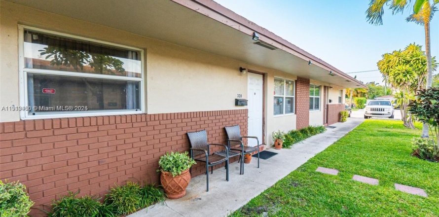 Villa ou maison à Deerfield Beach, Floride 2 chambres, 211.35 m2 № 1968821