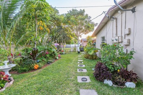 Villa ou maison à louer à Deerfield Beach, Floride: 2 chambres, 211.35 m2 № 1968821 - photo 2