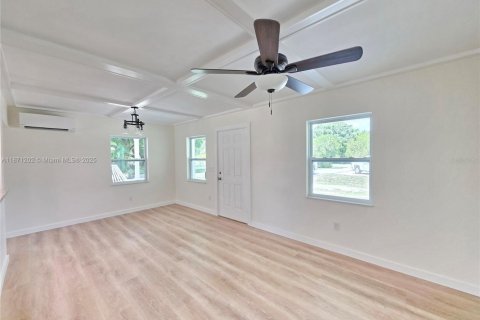 Casa en venta en Okeechobee, Florida, 3 dormitorios, 95.88 m2 № 1895714 - foto 19