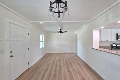 Casa en venta en Okeechobee, Florida, 3 dormitorios, 95.88 m2 № 1895714 - foto 18