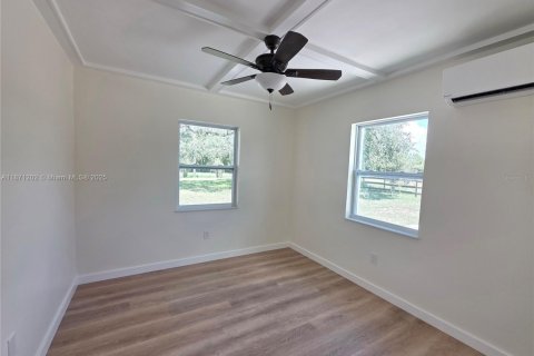 Casa en venta en Okeechobee, Florida, 3 dormitorios, 95.88 m2 № 1895714 - foto 27