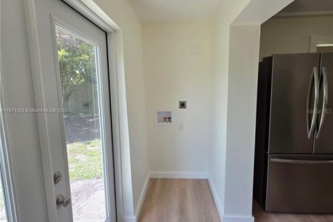 Casa en venta en Okeechobee, Florida, 3 dormitorios, 95.88 m2 № 1895714 - foto 14