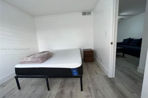 Copropriété à louer à Hollywood, Floride: 1 chambre, 44.59 m2 № 1976142 - photo 8