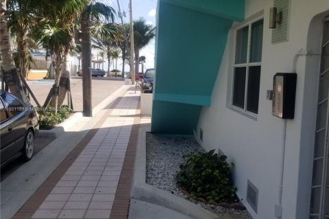 Copropriété à louer à Hollywood, Floride: 1 chambre, 44.59 m2 № 1976142 - photo 16