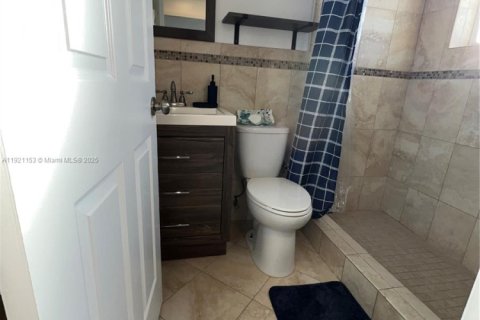 Copropriété à louer à Hollywood, Floride: 1 chambre, 44.59 m2 № 1976142 - photo 12