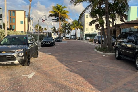 Copropriété à louer à Hollywood, Floride: 1 chambre, 44.59 m2 № 1976142 - photo 17