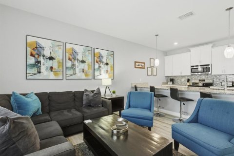 Adosado en venta en Davenport, Florida, 4 dormitorios, 176.7 m2 № 2232079 - foto 5