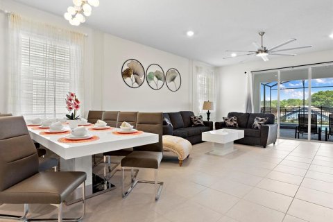 Villa ou maison à vendre à Davenport, Floride: 7 chambres, 304.91 m2 № 2130376 - photo 4